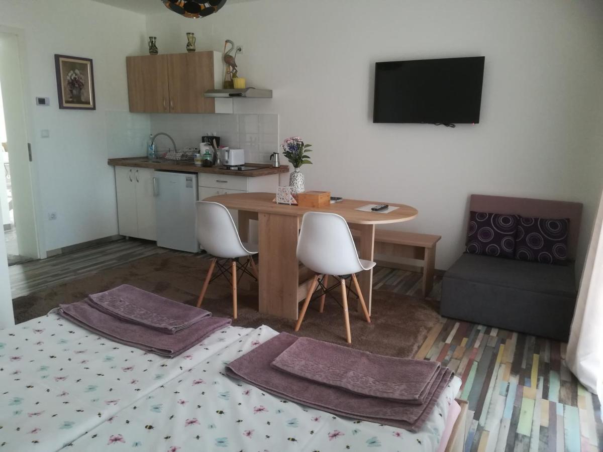 Apartmán Edina Vendeghaz-Gyenesdiás Exteriér fotografie