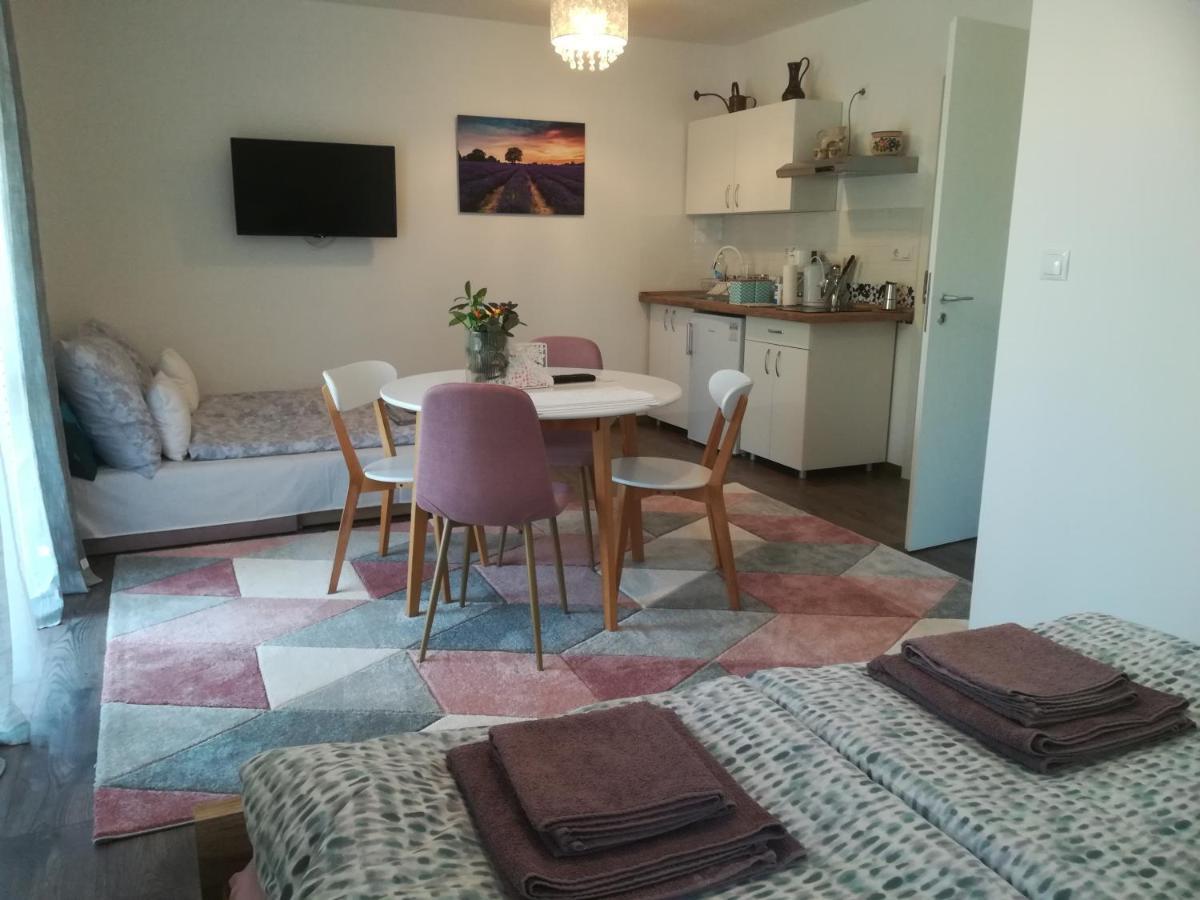 Apartmán Edina Vendeghaz-Gyenesdiás Exteriér fotografie