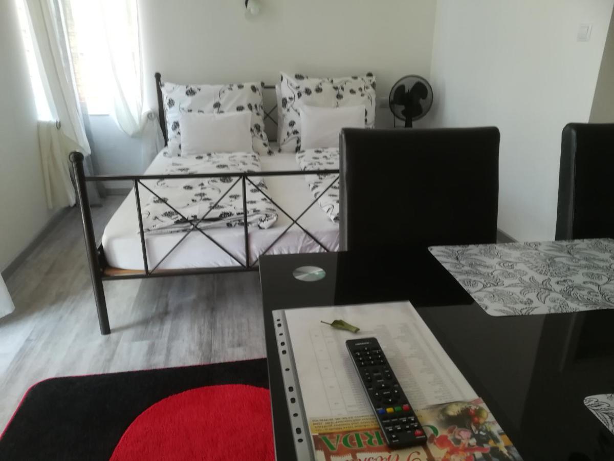 Apartmán Edina Vendeghaz-Gyenesdiás Exteriér fotografie