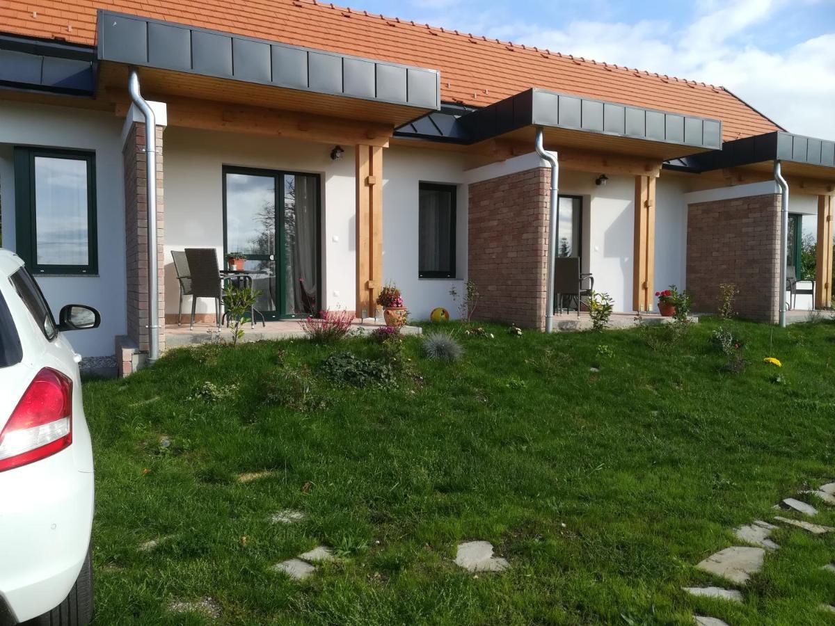 Apartmán Edina Vendeghaz-Gyenesdiás Exteriér fotografie