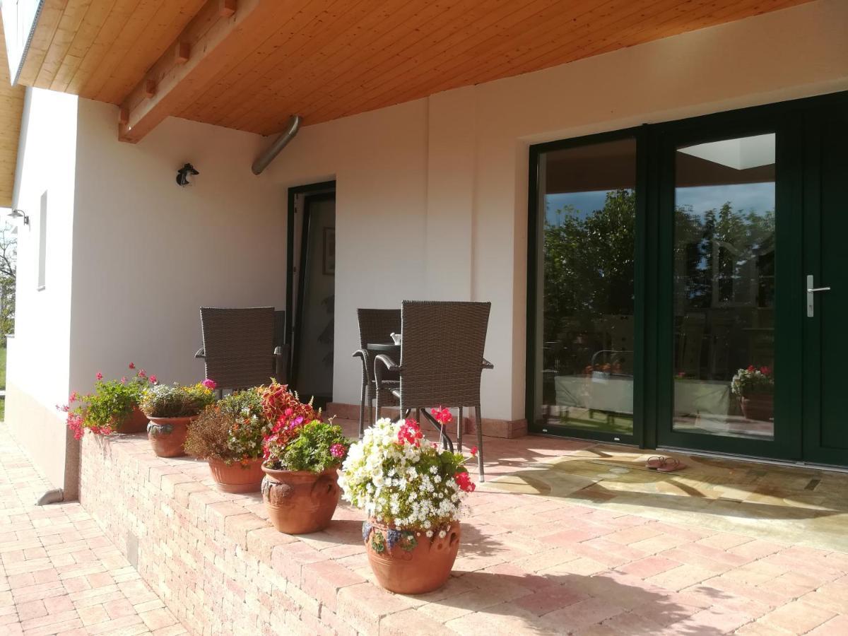 Apartmán Edina Vendeghaz-Gyenesdiás Exteriér fotografie