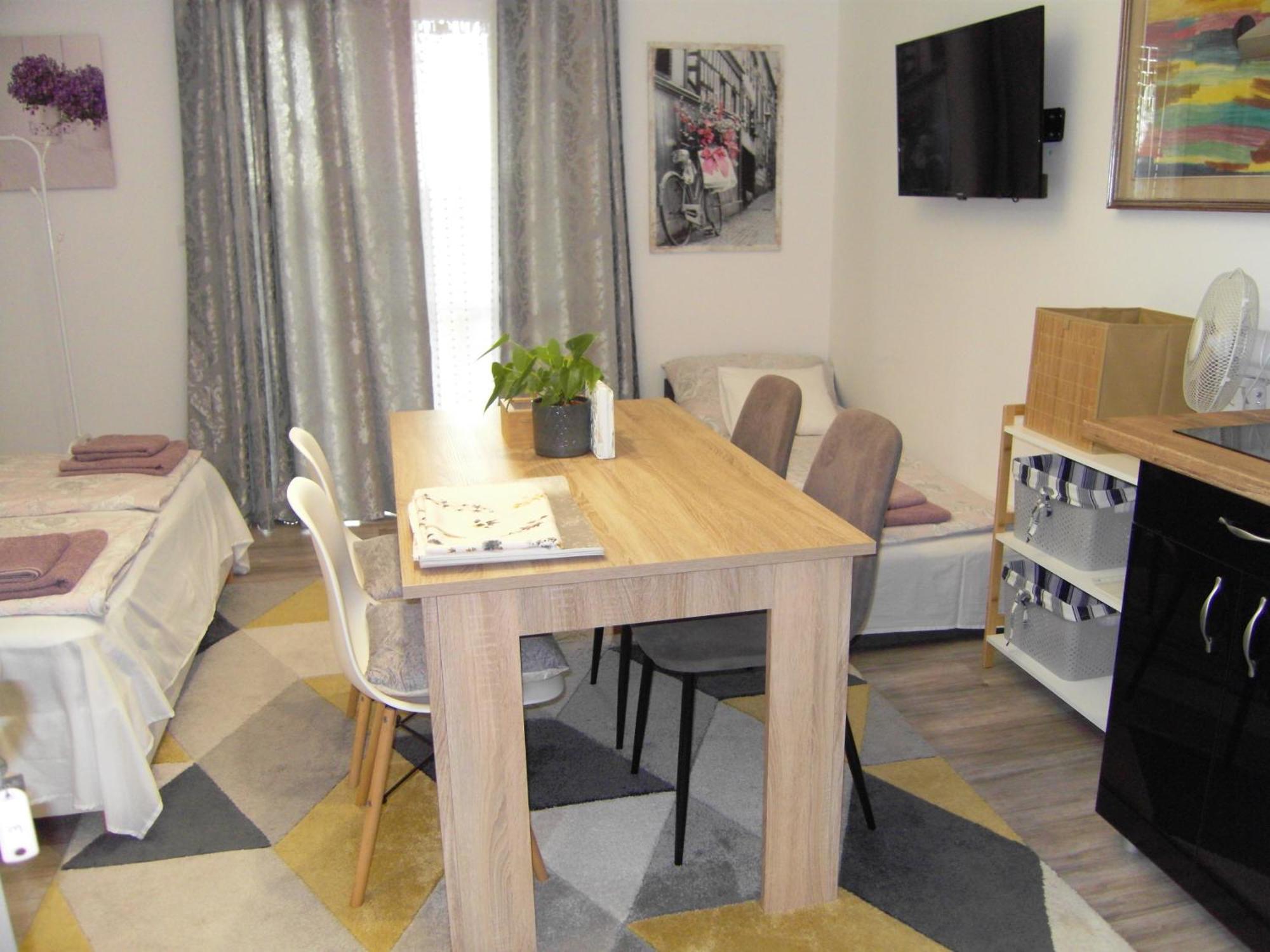 Apartmán Edina Vendeghaz-Gyenesdiás Exteriér fotografie